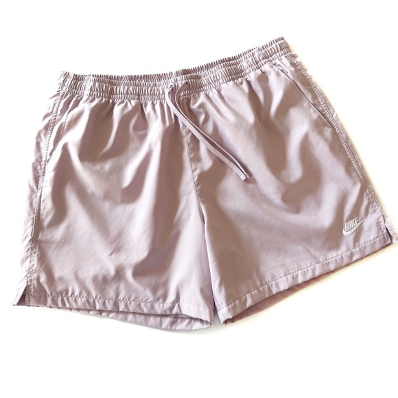 Nike Shorts Mens XXL Lined Woven Flow Track Shorts in Iced Lilac Purple - Picture 1 of 6